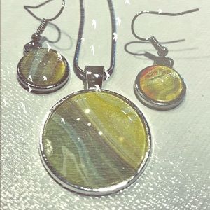 ONE OF A KIND Fluid art necklace and earrings.